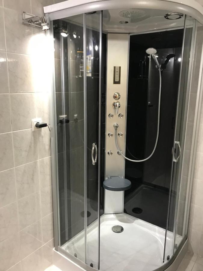 Luxury Basement In The Surrounding Of Budapest Apartment Mogyoród Екстериор снимка