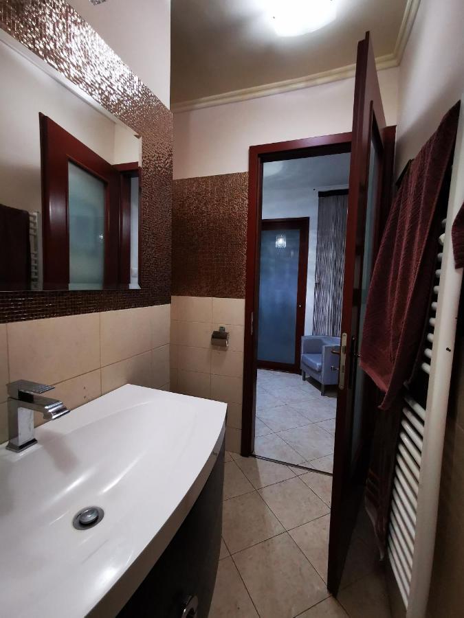 Luxury Basement In The Surrounding Of Budapest Apartment Mogyoród Екстериор снимка